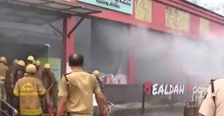 sealdah-mtgvu2ips9ewx1i-20260831125521.jpg