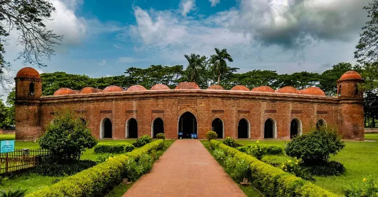 sixty-dome-mosque-bagerhat-mtcu2heq16mpm9y-20260828165531.jpg