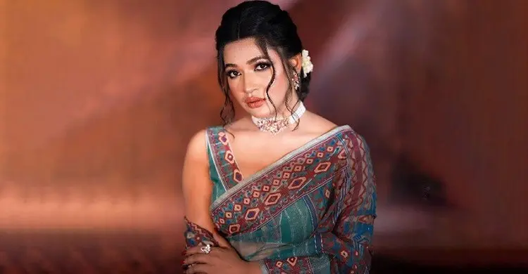 badhon-mtrsexxafznps60-20260908040701.jpg